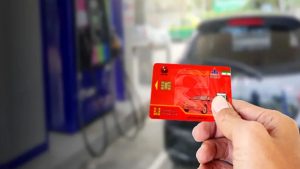 کارت سوخت حذف نمی‌شود/ سوخت‌گیری با اپلیکیشن و توکن در راه است