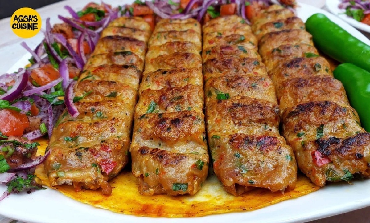کباب کوبیده مرغ به سبک رستوران‌های لوکس؛ دستور پختی که همه را شگفت‌زده می‌کند!