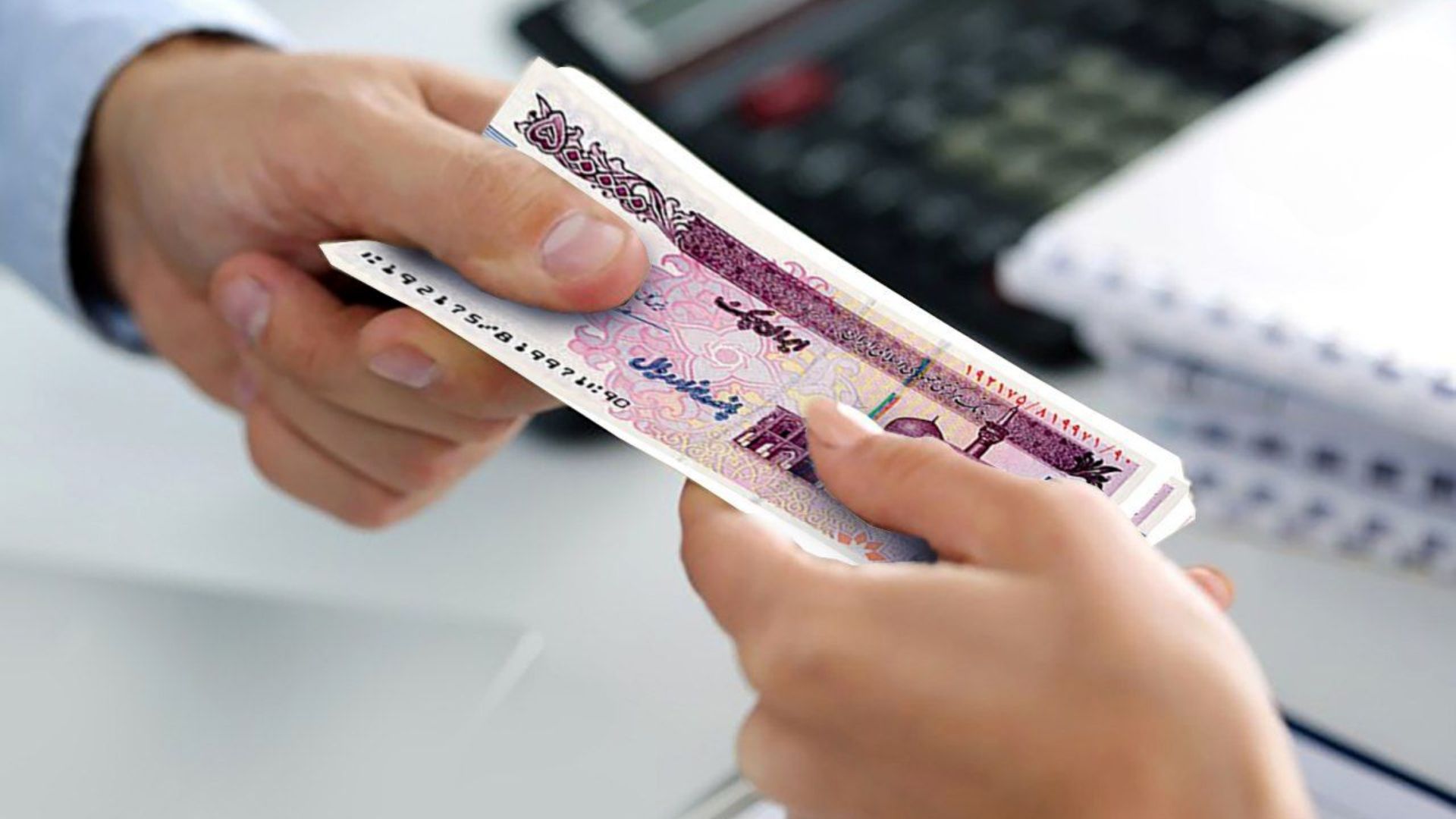 قالیباف: مصوبه اصلاح حقوق کارکنان دولت در سال جاری غیرقانونی است