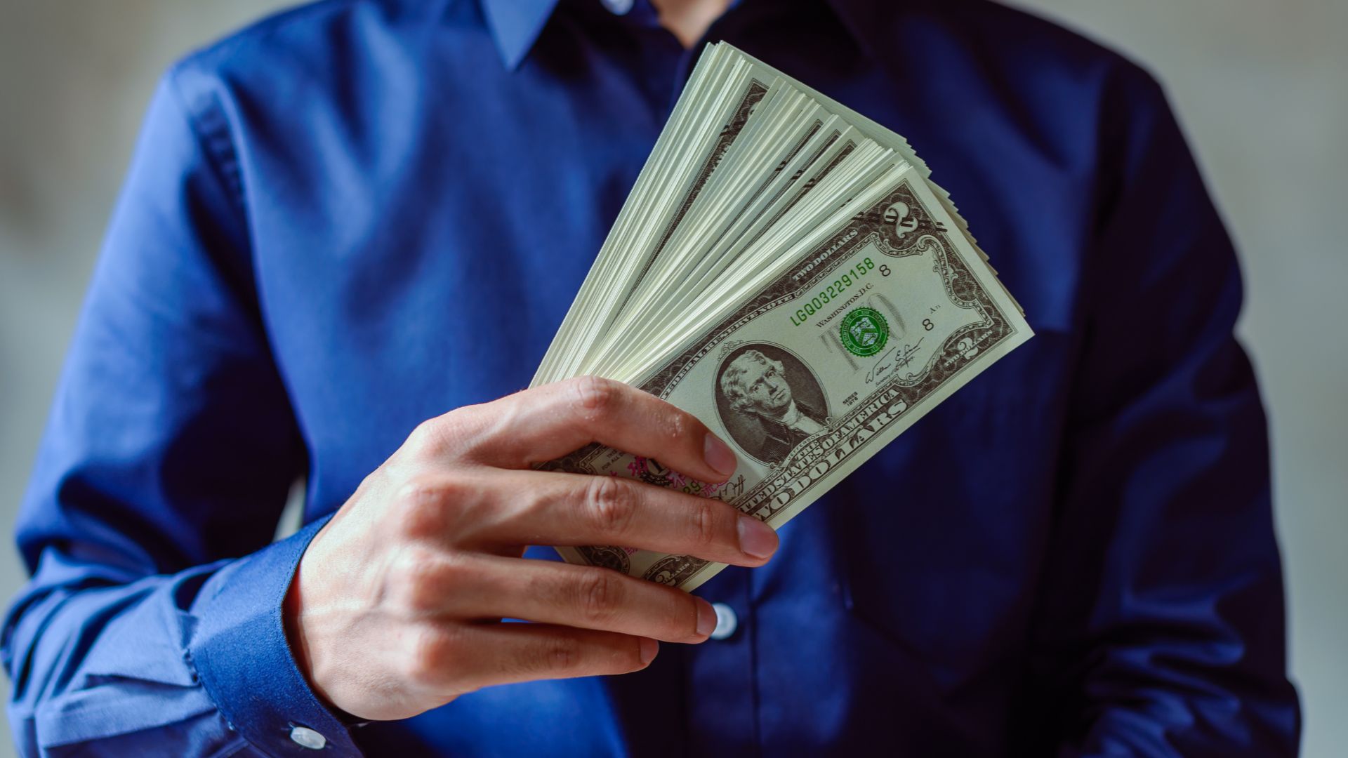 دریایی از دلار به سمت ایران سرازیر شد
