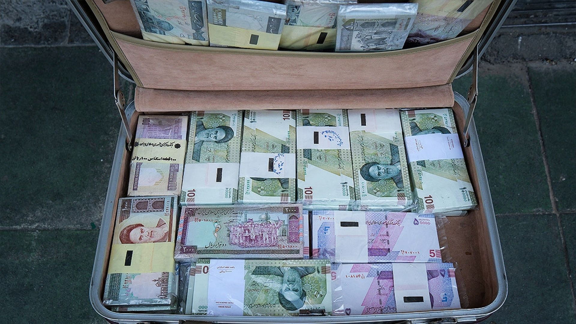 واریز یارانه کمک معیشتی در مرداد ماه ۱۴۰۴ منتفی شد