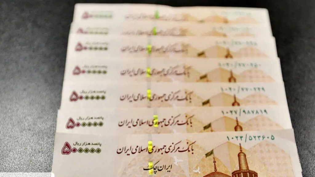 وام ۱۰۰ میلیون تومانی با اقساط ۳ ساله برای معلمان و فرهنگیان بازنشسته