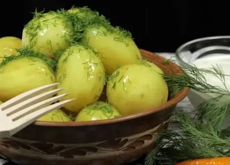 طرز تهیه سیب زمینی لهستانی در کمتر از نیم ساعت