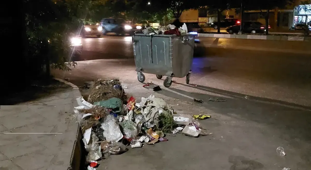 طرح جدید شهرداری برای مشکل نظافت تهران: انتقال زباله دان ها از خیابان به منازل