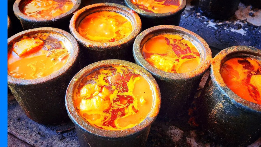 غذای خیابانی در ایران؛ پخت آبگوشت سنتی در تهران