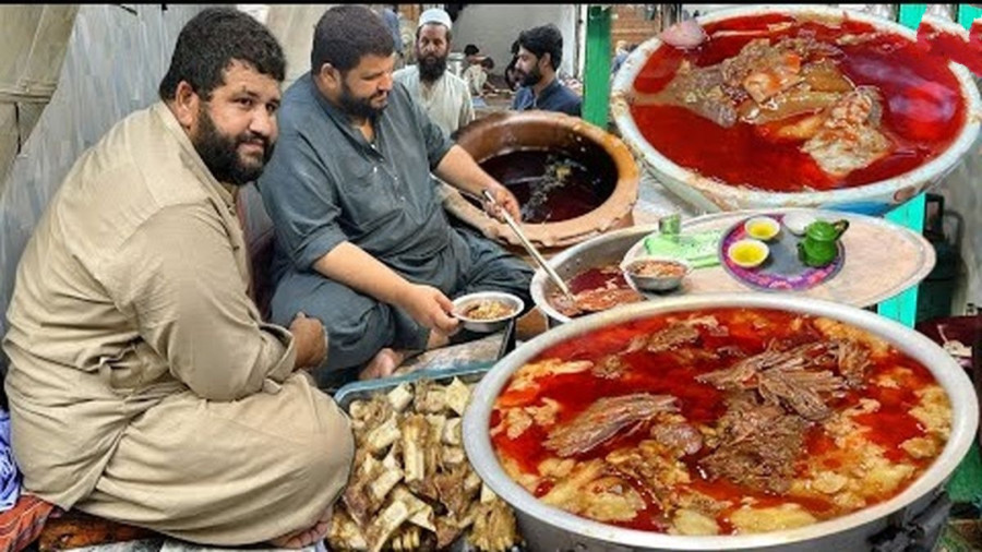غذای خیابانی در پاکستان؛ پخت 90 کیلو کله پاچه گاو"سیری پای"