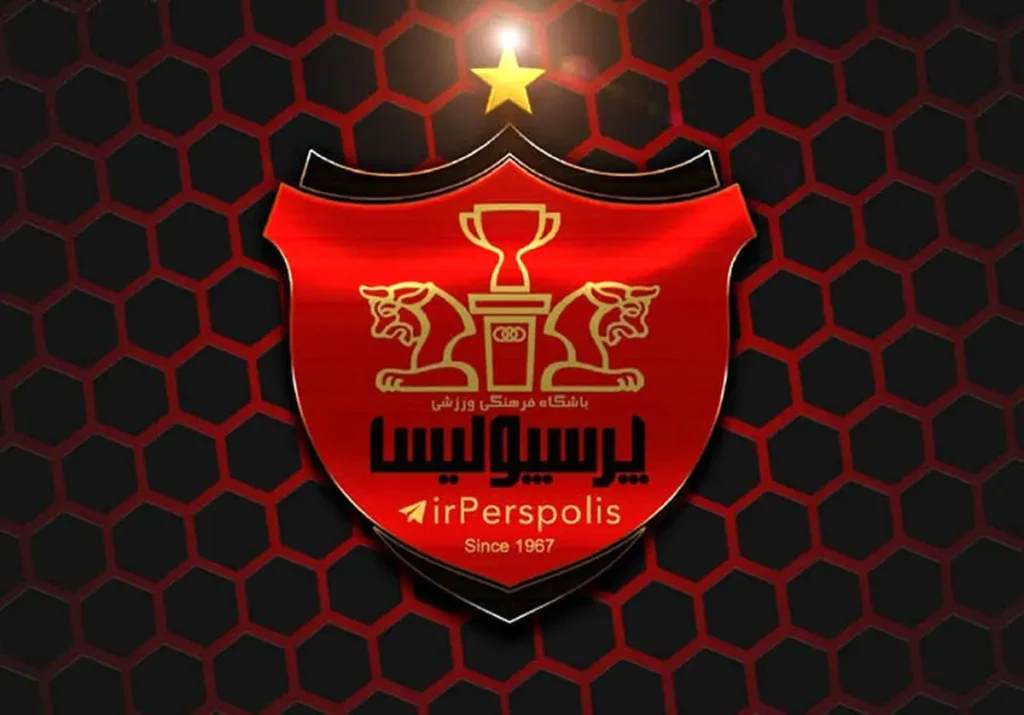 خبر عجیب از باشگاه پرسپولیس | لیدر پرسپولیس، هوادار خانم را از ورزشگاه بیرون کرد!