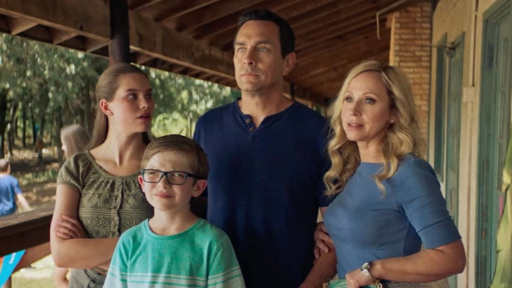 نقد فیلم Family Camp