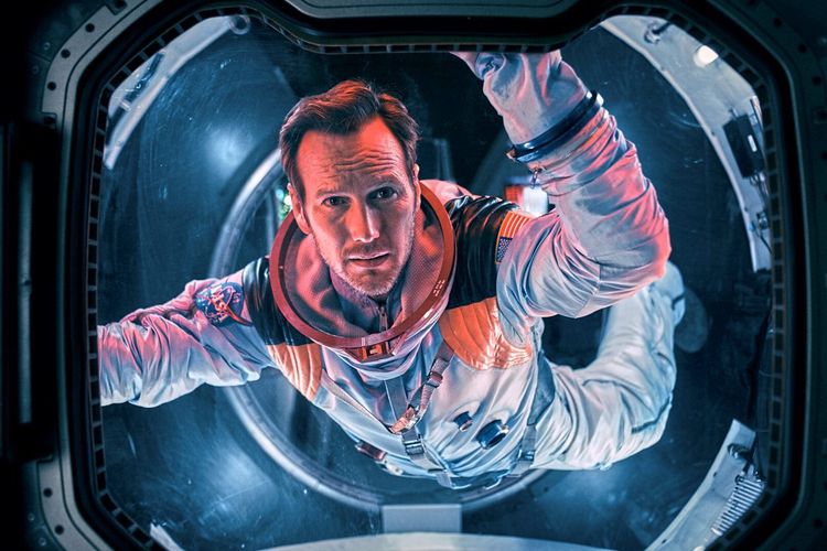 نقد فیلم سقوط ماه (Moonfall)