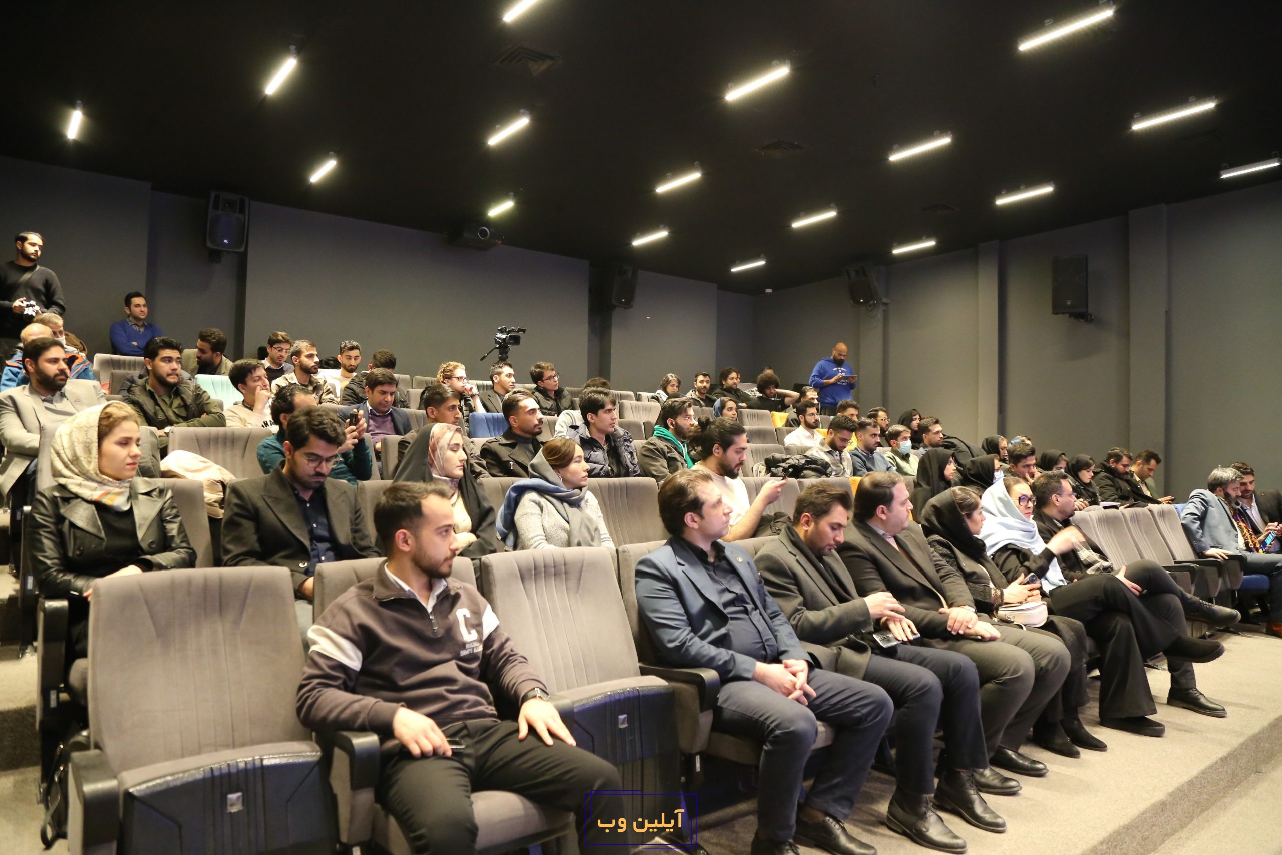 تجلیل از تیمهای منتخب