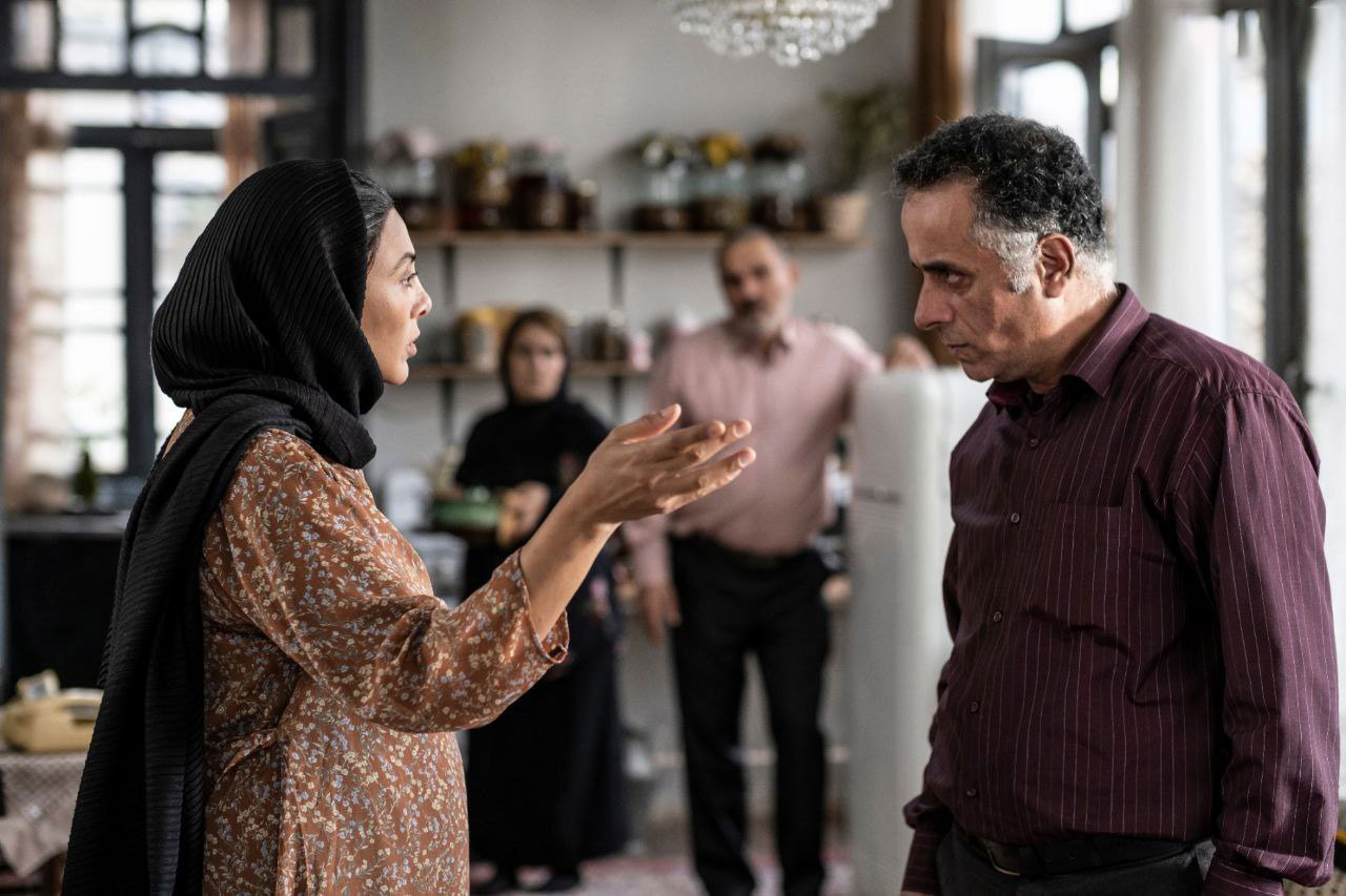 عزیز