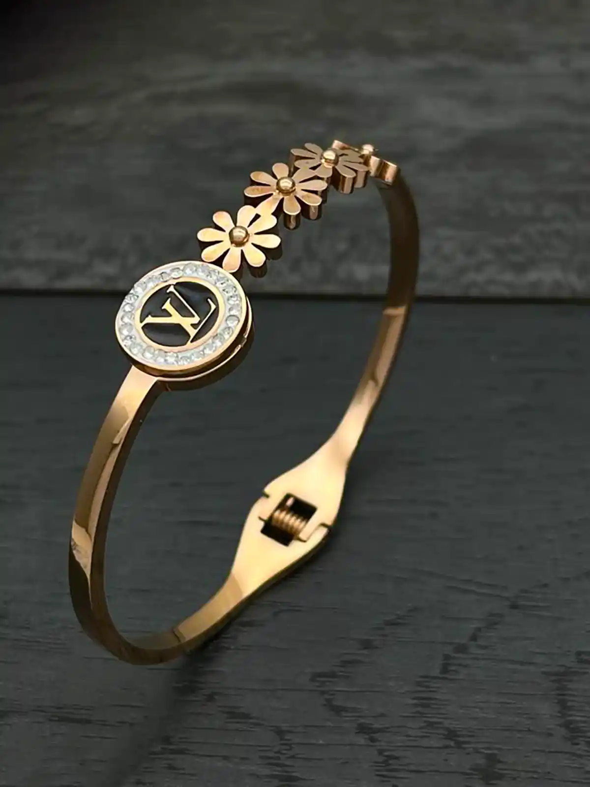 بنگل طلا شیک دخترانه