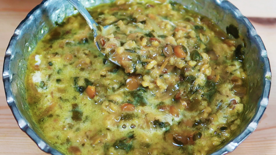 آش فوری و سریع و از آشهای دیگه خوشمزه تر آش خوشمزه ایرانی هرجا هستید درست کنید