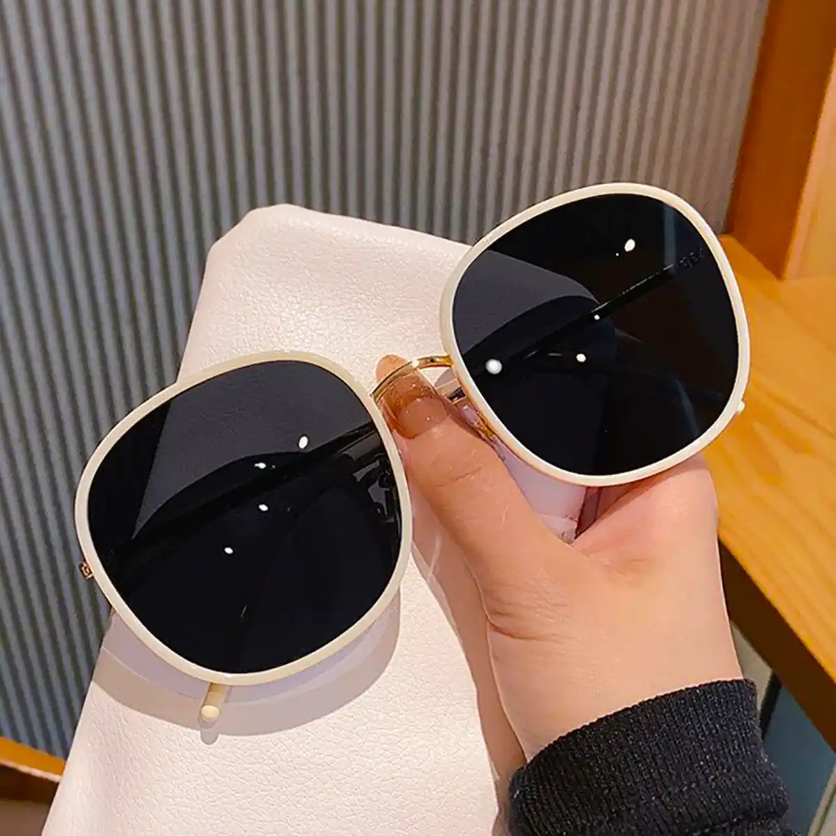 عینک آفتابی با کلاس ترند