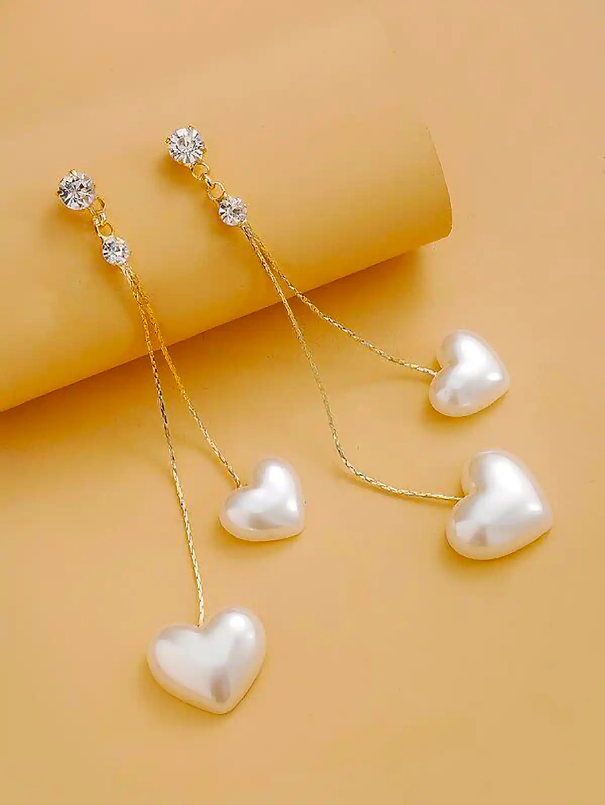 گوشواره آویزی زیبا و جدید