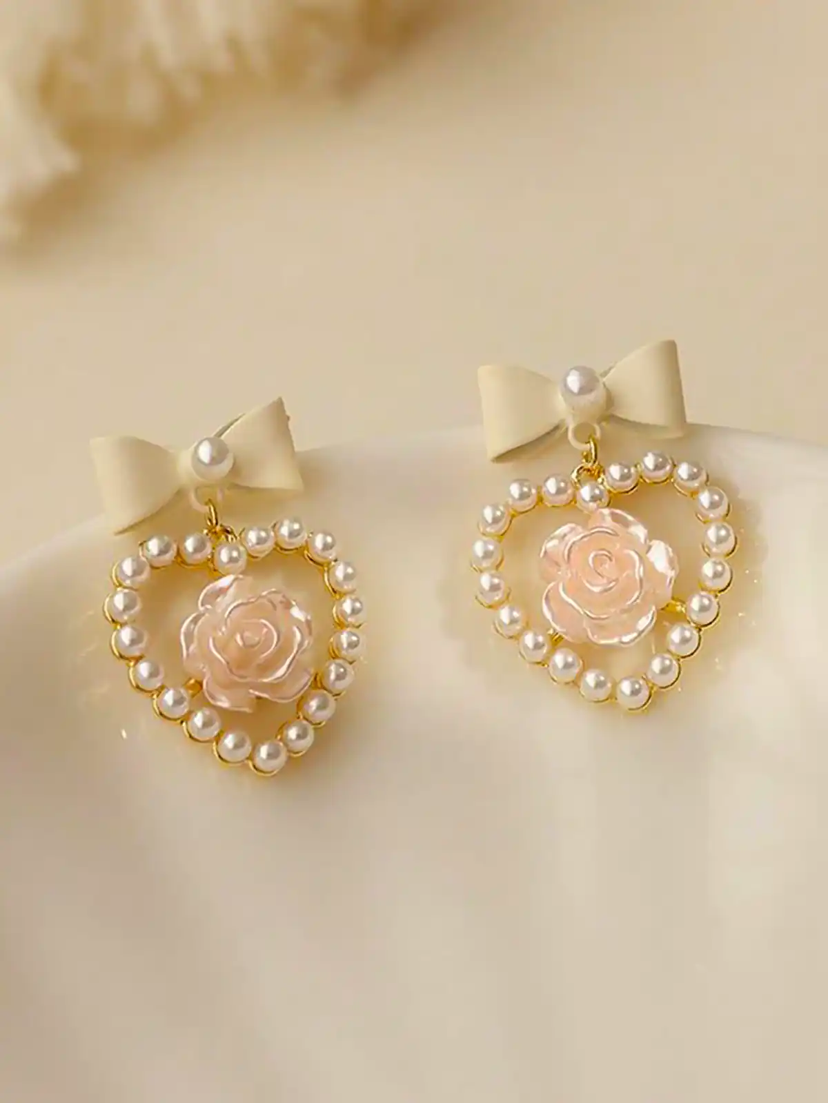 گوشواره فانتزی زیبا و ترند