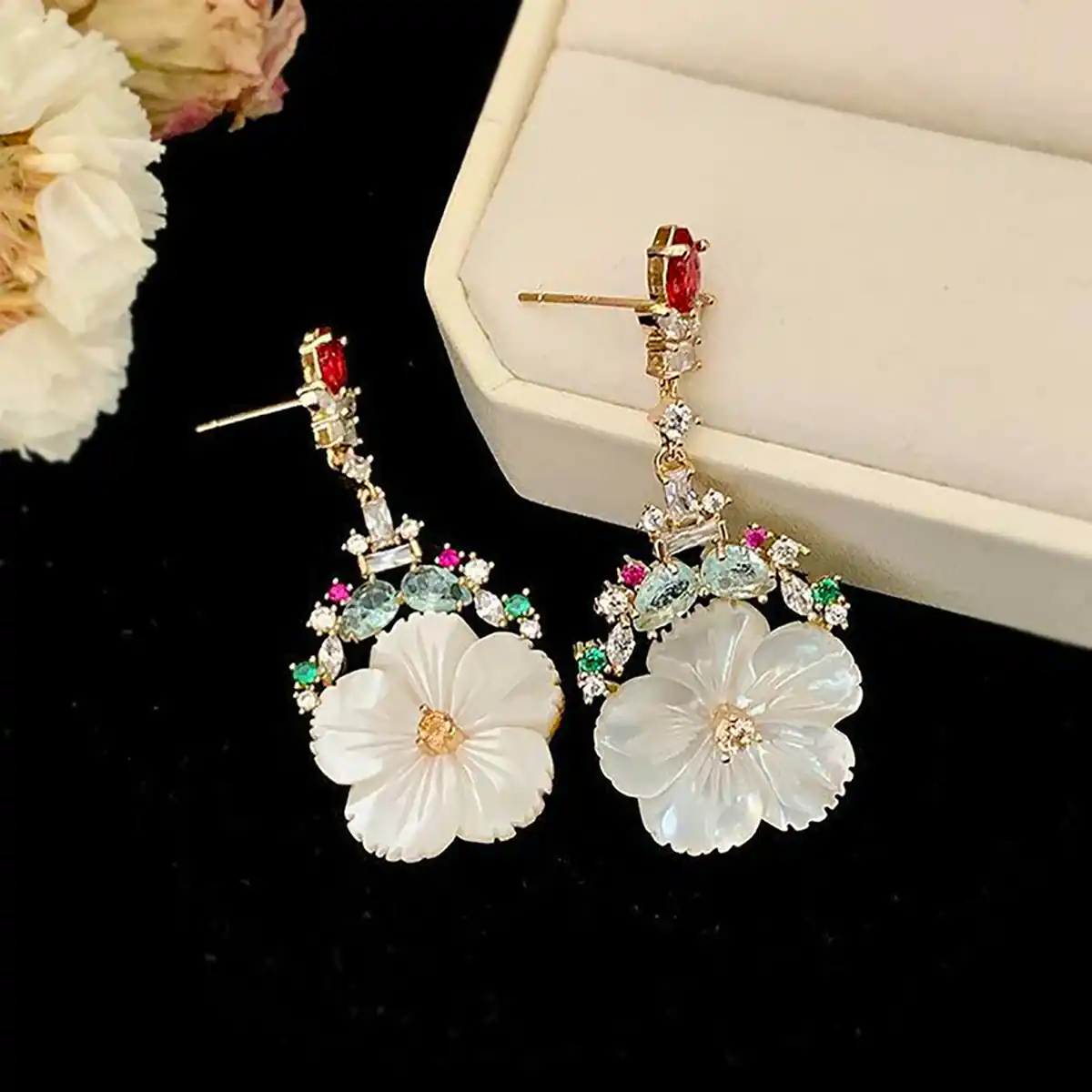 گوشواره فانتزی زیبا و ترند