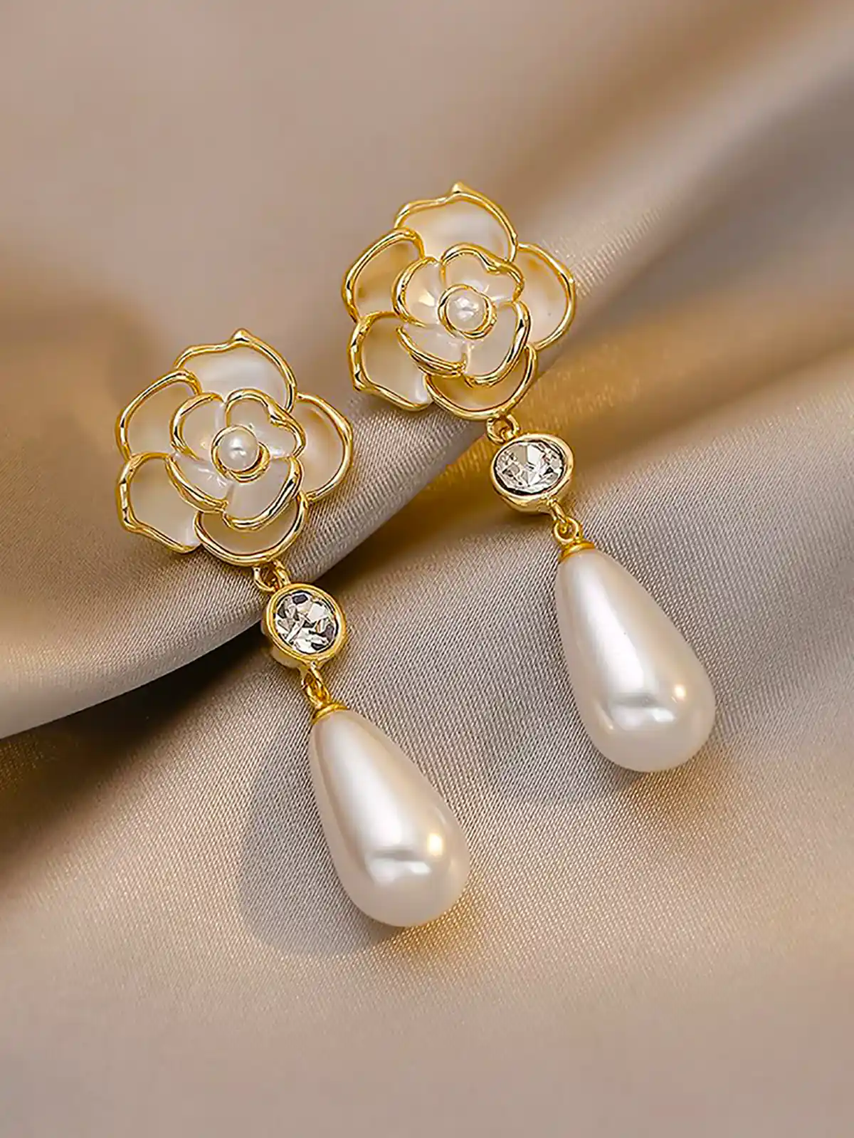 گوشواره فانتزی زیبا و ترند