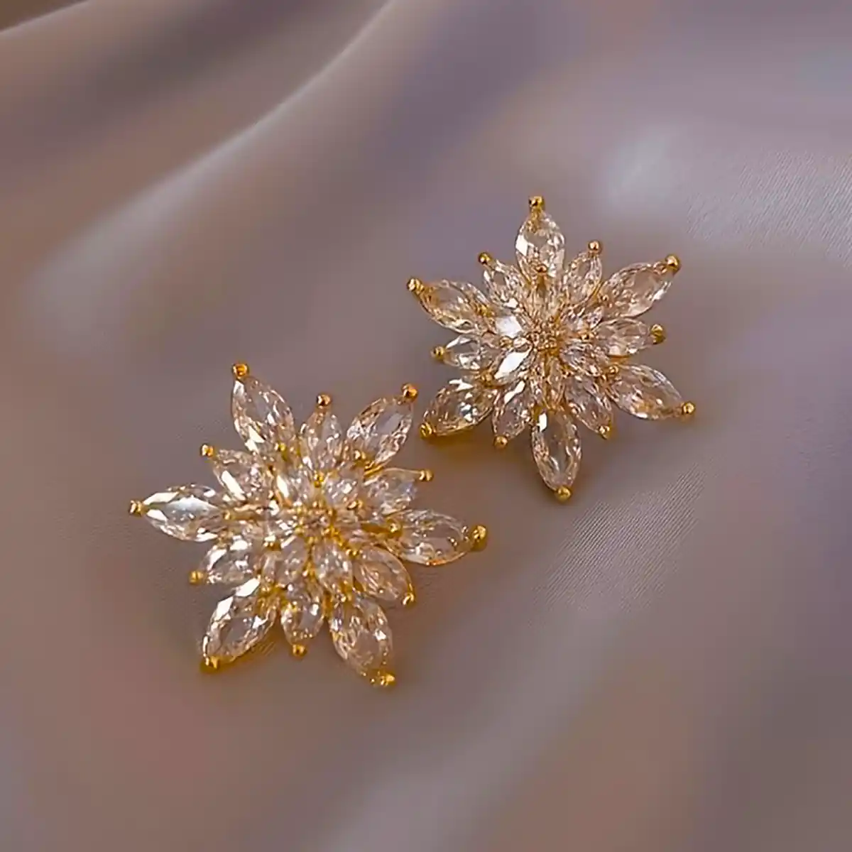 گوشواره طلا دخترانه خاص