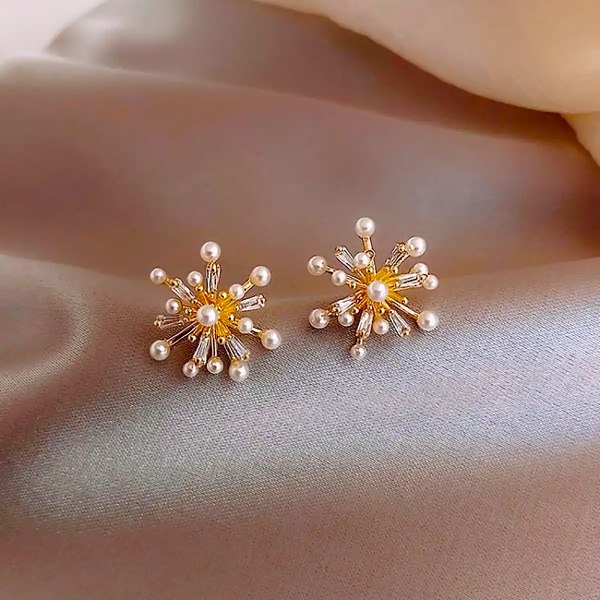 گوشواره طلا دخترانه خاص