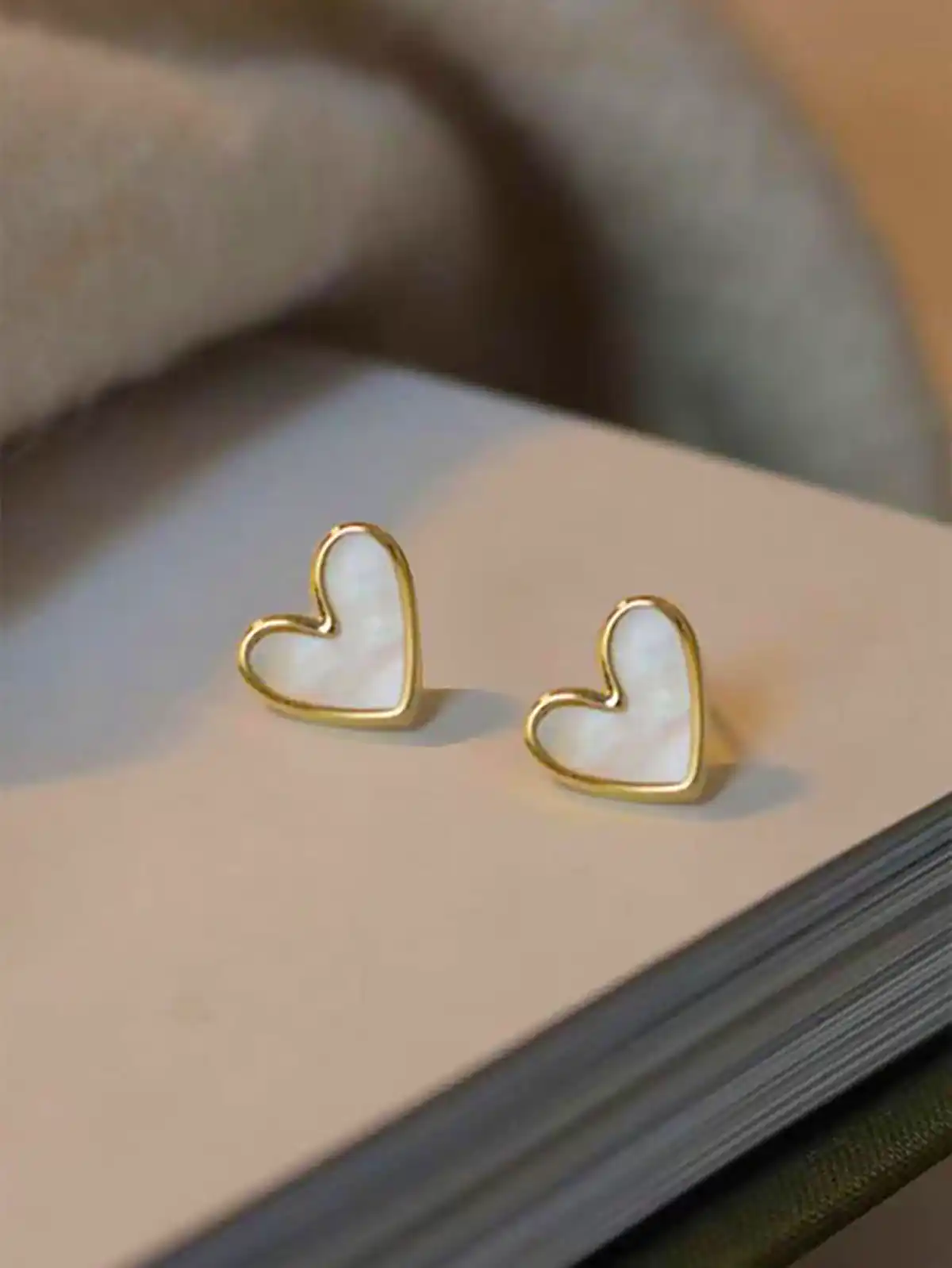 گوشواره میخی زیبا طلا