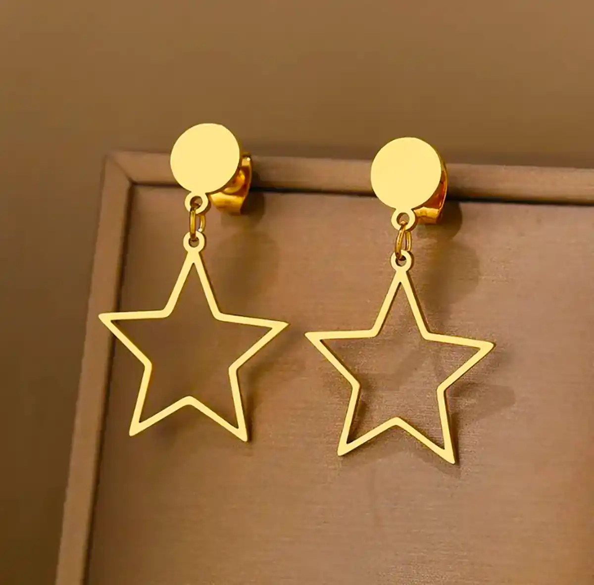 گوشواره طلا نما دار زنانه