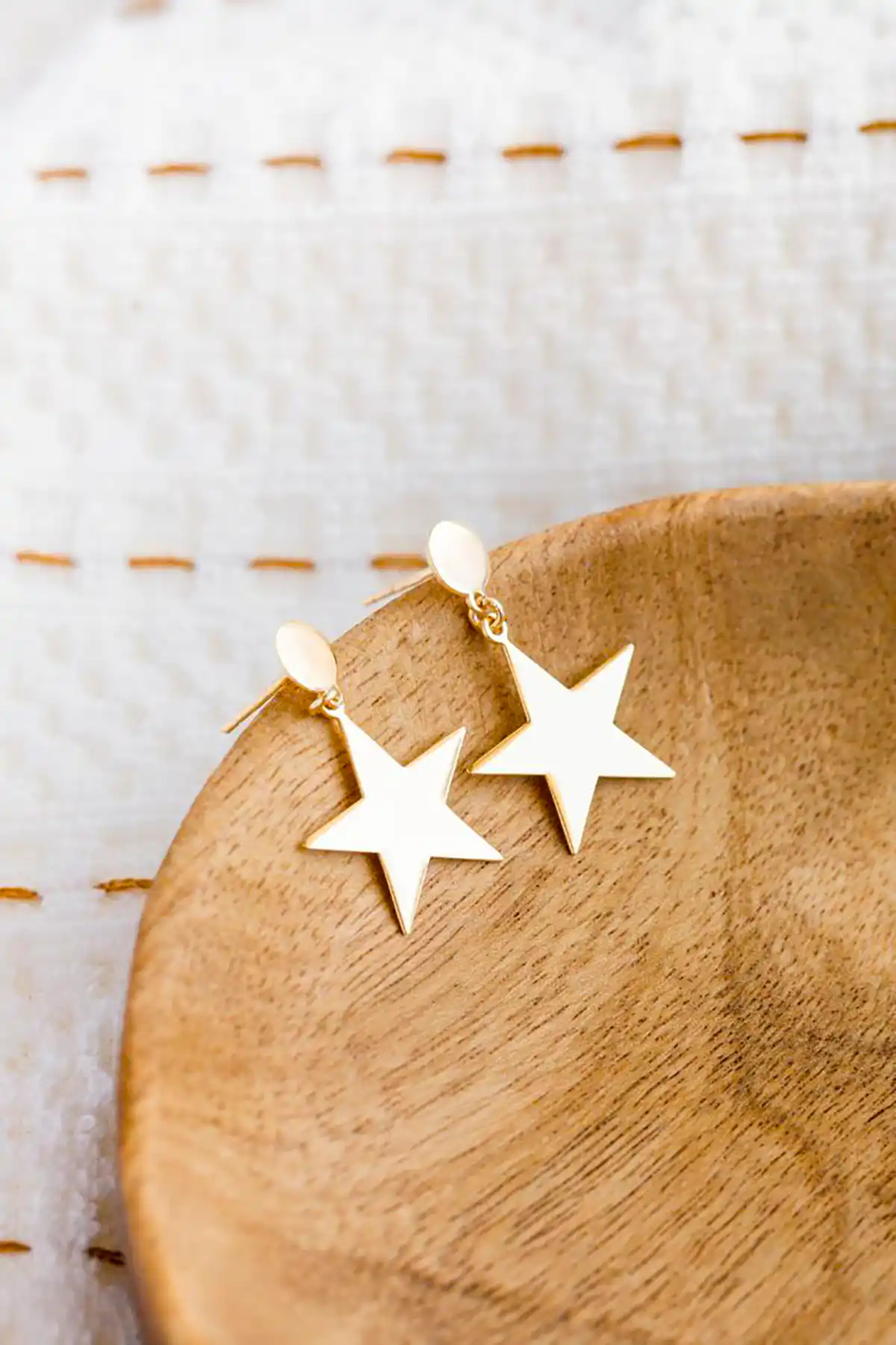 گوشواره طلا نما دار زنانه