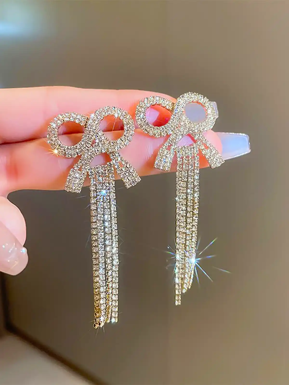 گوشواره طلا سفید زنانه