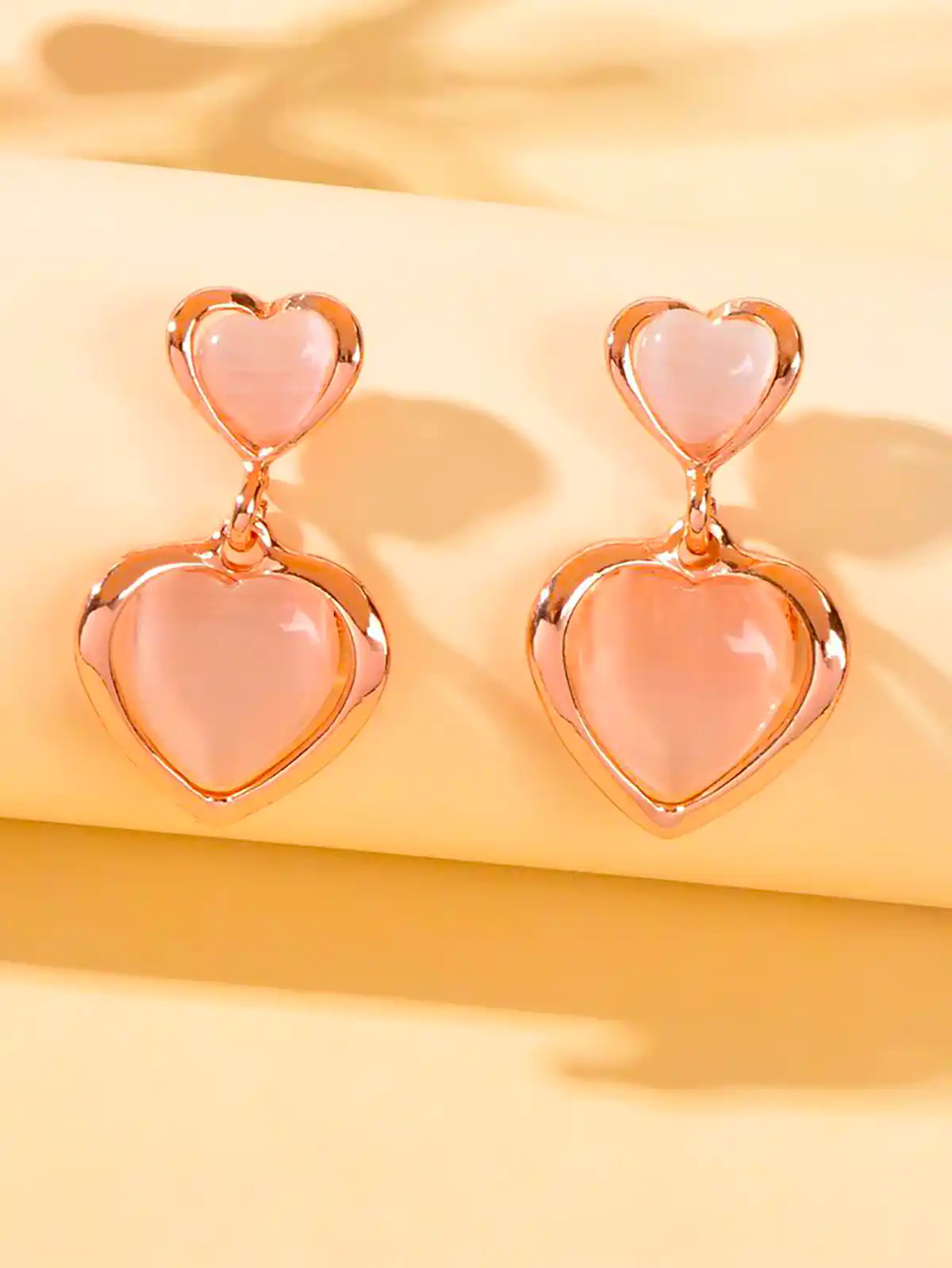 گوشواره زیبا و باکلاس زنانه