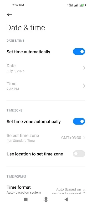 تیک اسلایدر گزینه&zwnj;های Set Time Automatically را فعال کنید