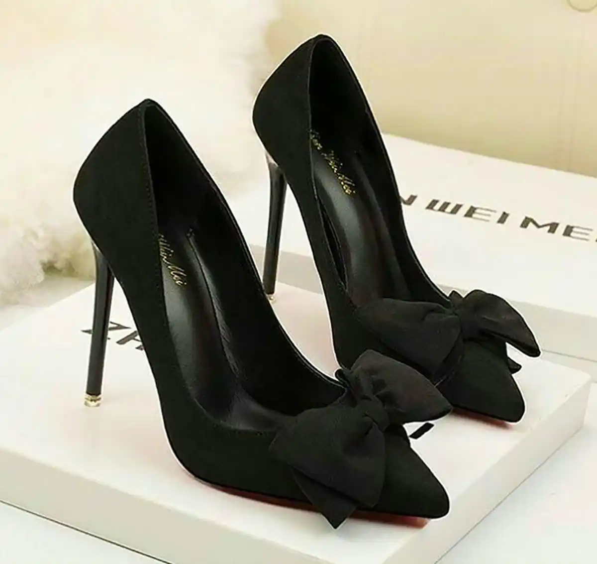 کفش شیک مشکی زیبا