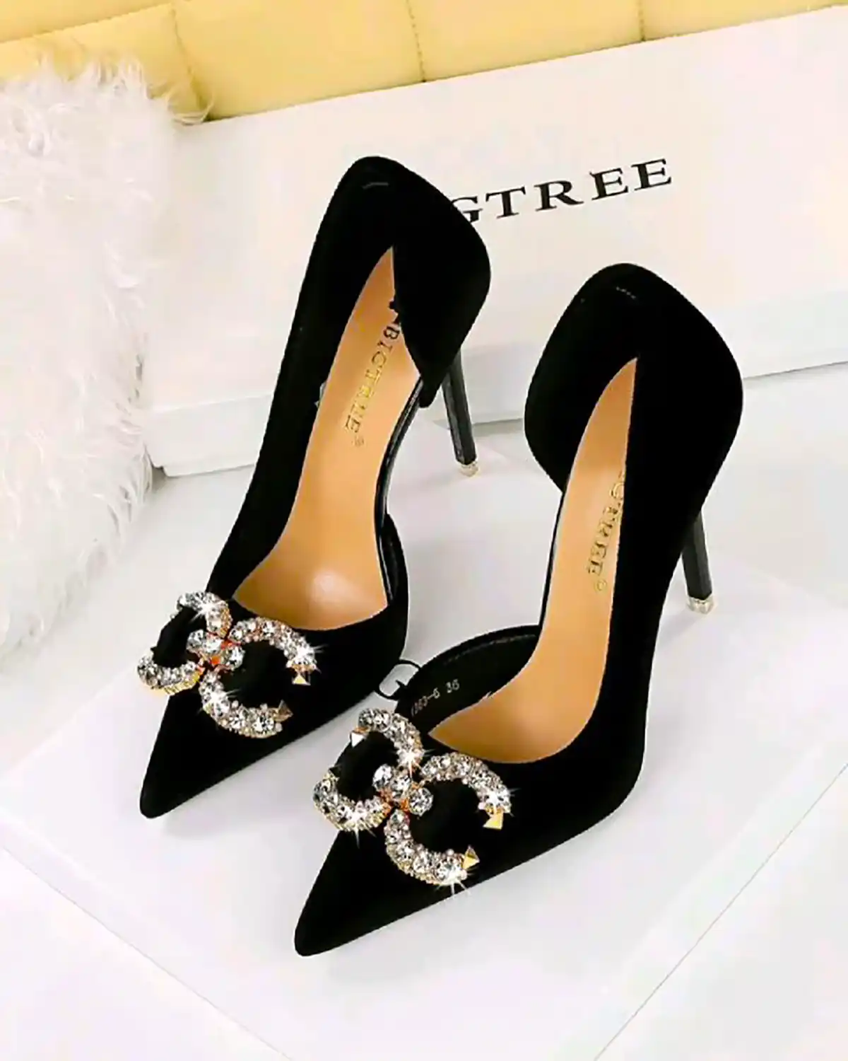 کفش شیک مشکی زیبا