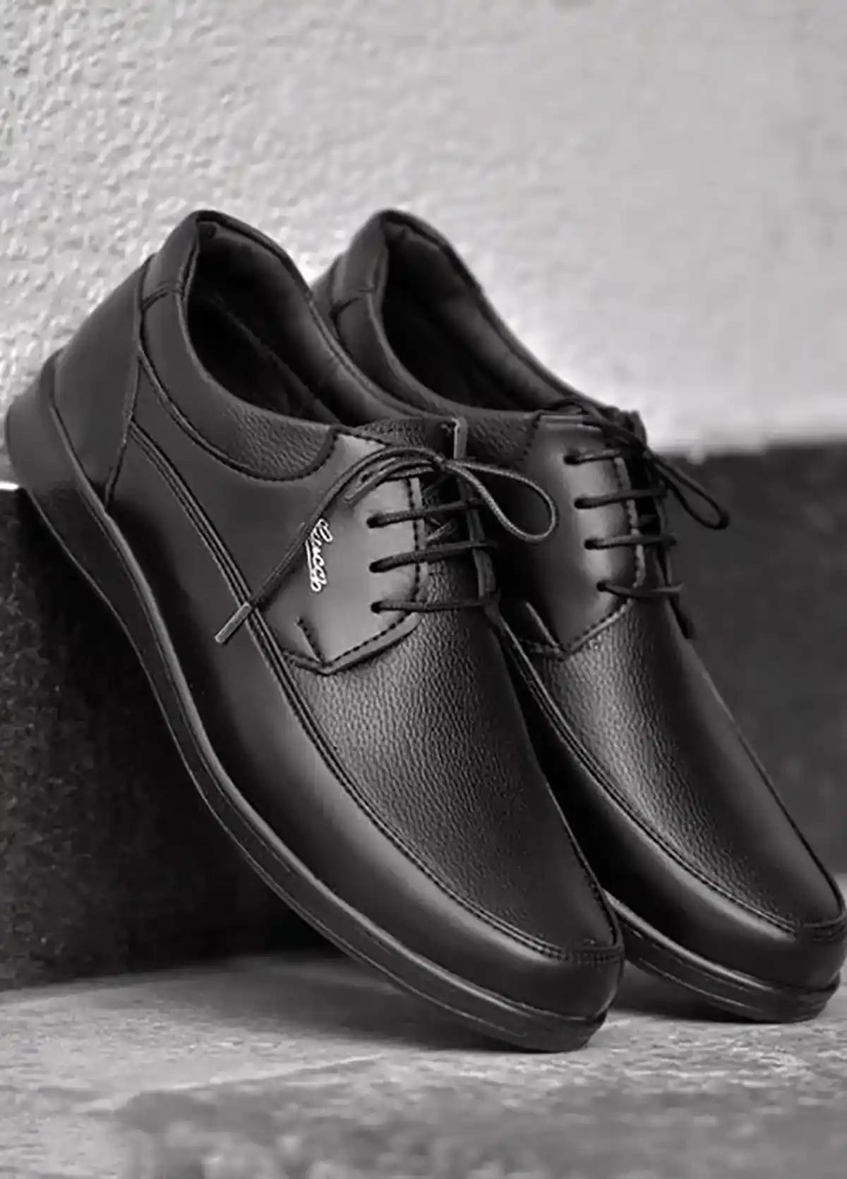 کفش شیک و اسپرت مردانه