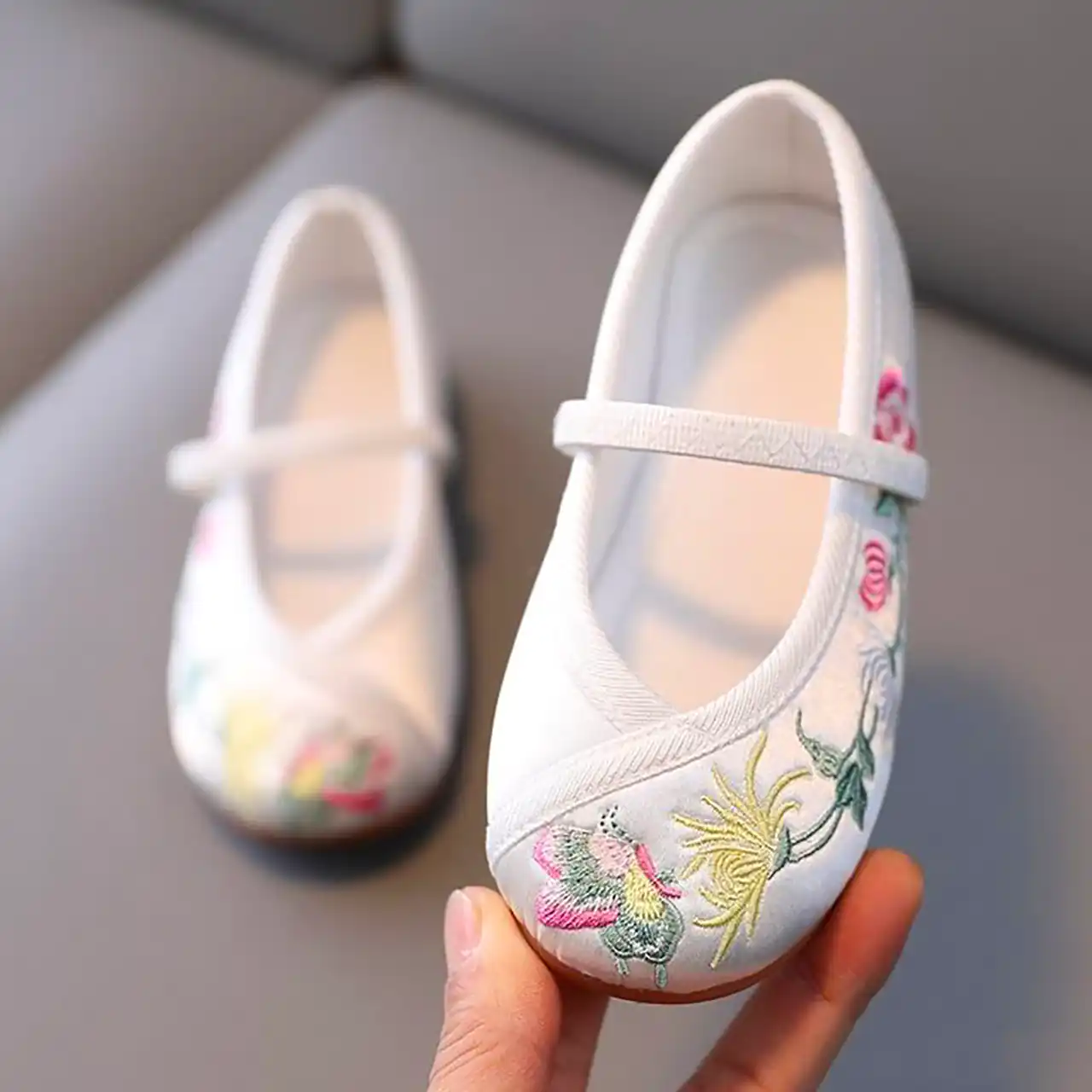 کفش ترند و شیک بچه گانه