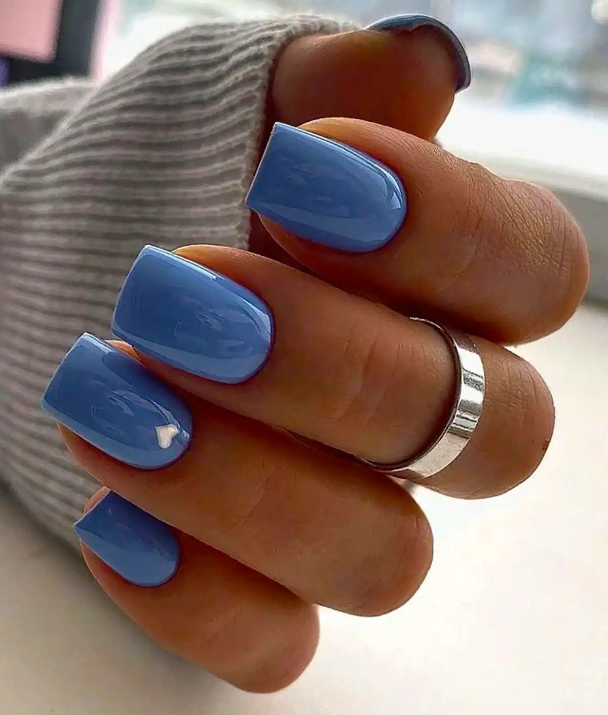 کاشت ناخن مربعی کوتاه