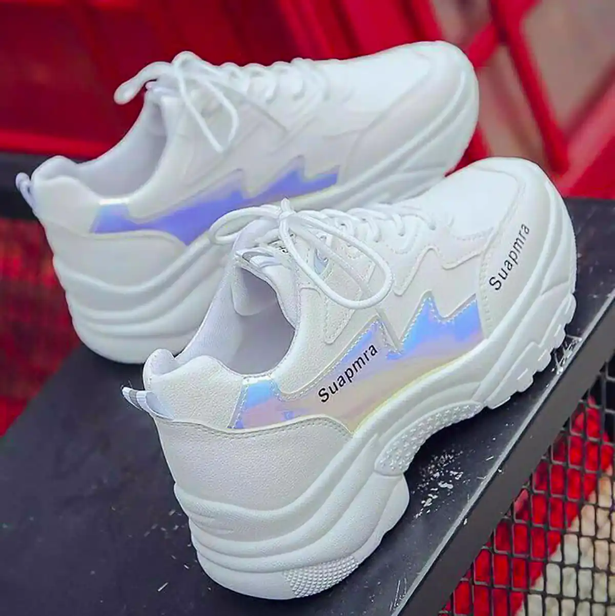 کتونی سفید شیک و راحت