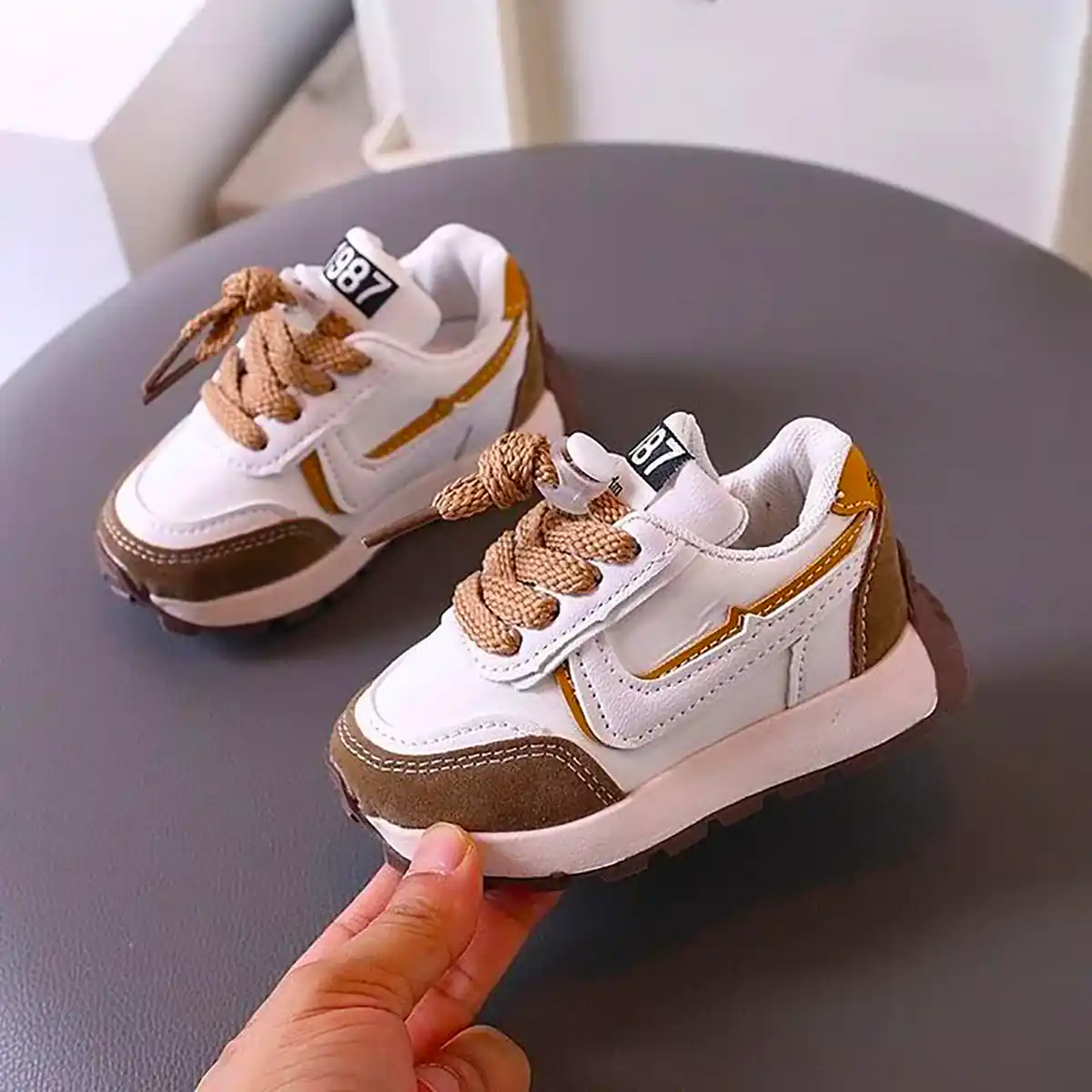 کتونی بچه گانه شیک و جدید