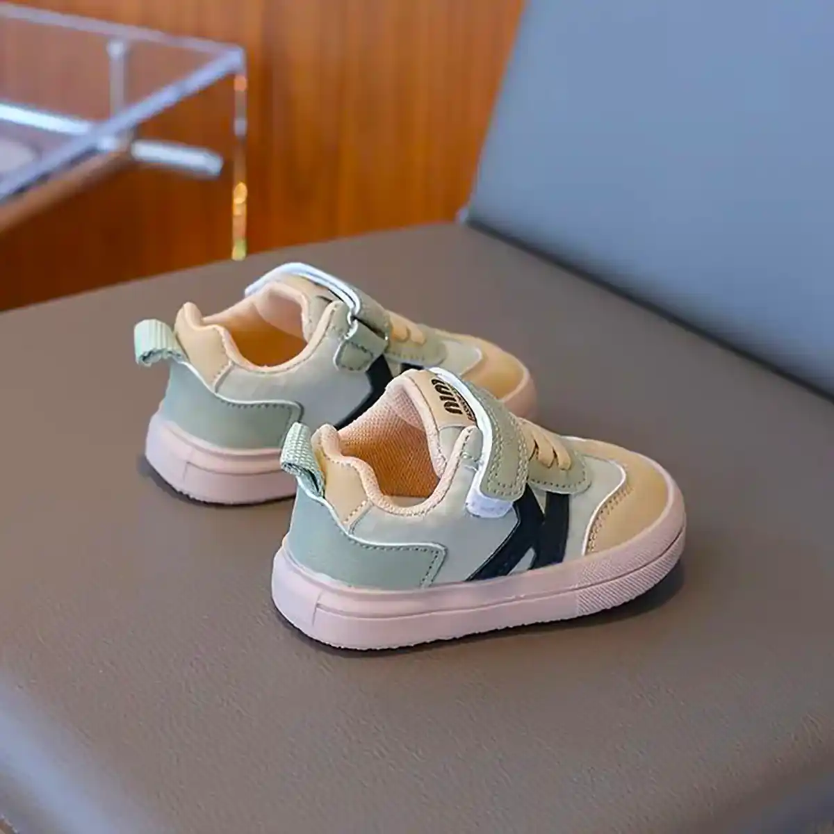 کتونی بچه گانه شیک و جدید