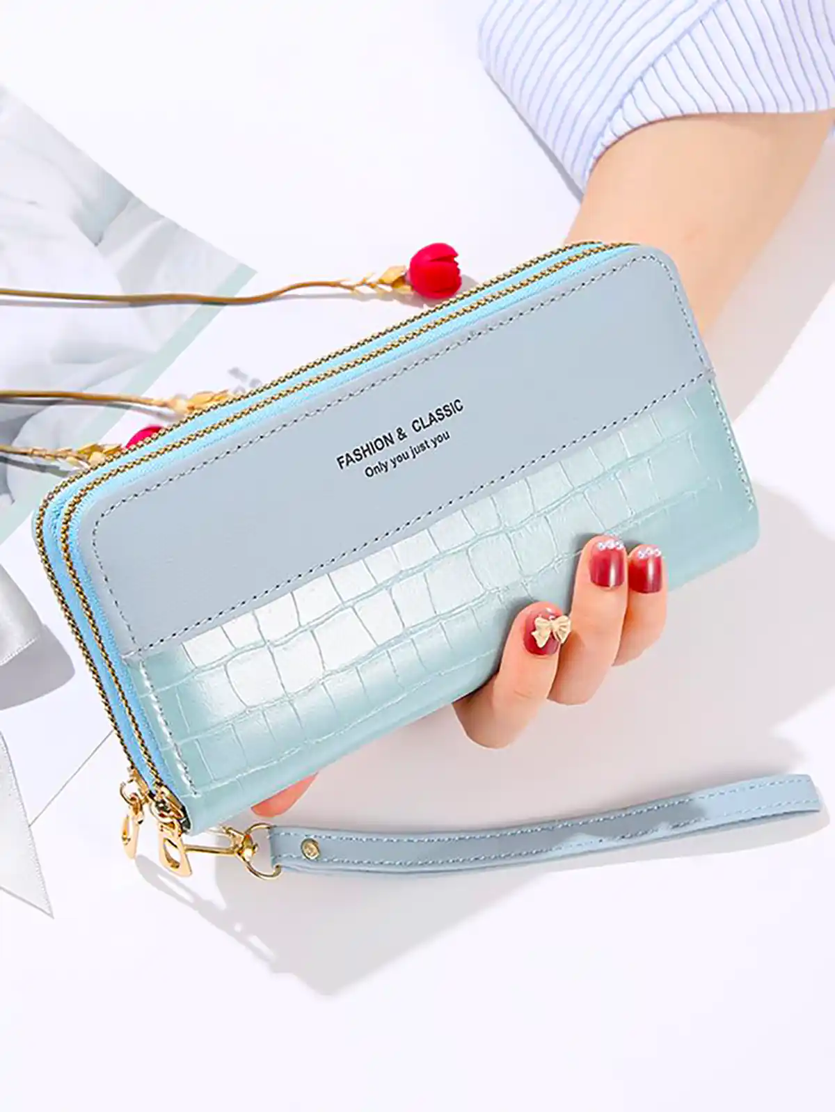 کیف پول زیبا و کاربردی