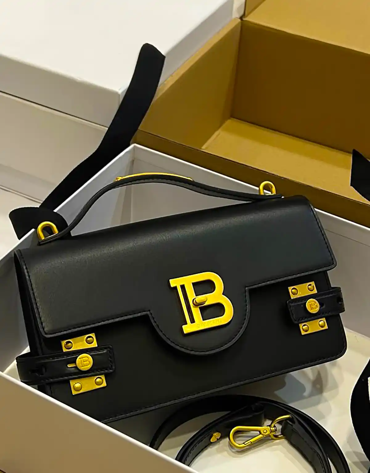 کیف شیک و لاکچری زنانه