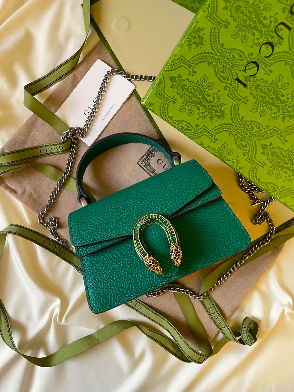 کیف شیک و لاکچری زنانه