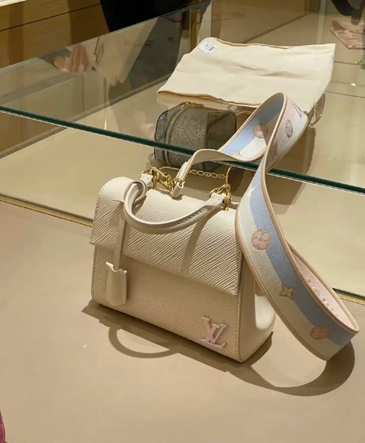 کیف شیک و لاکچری زنانه