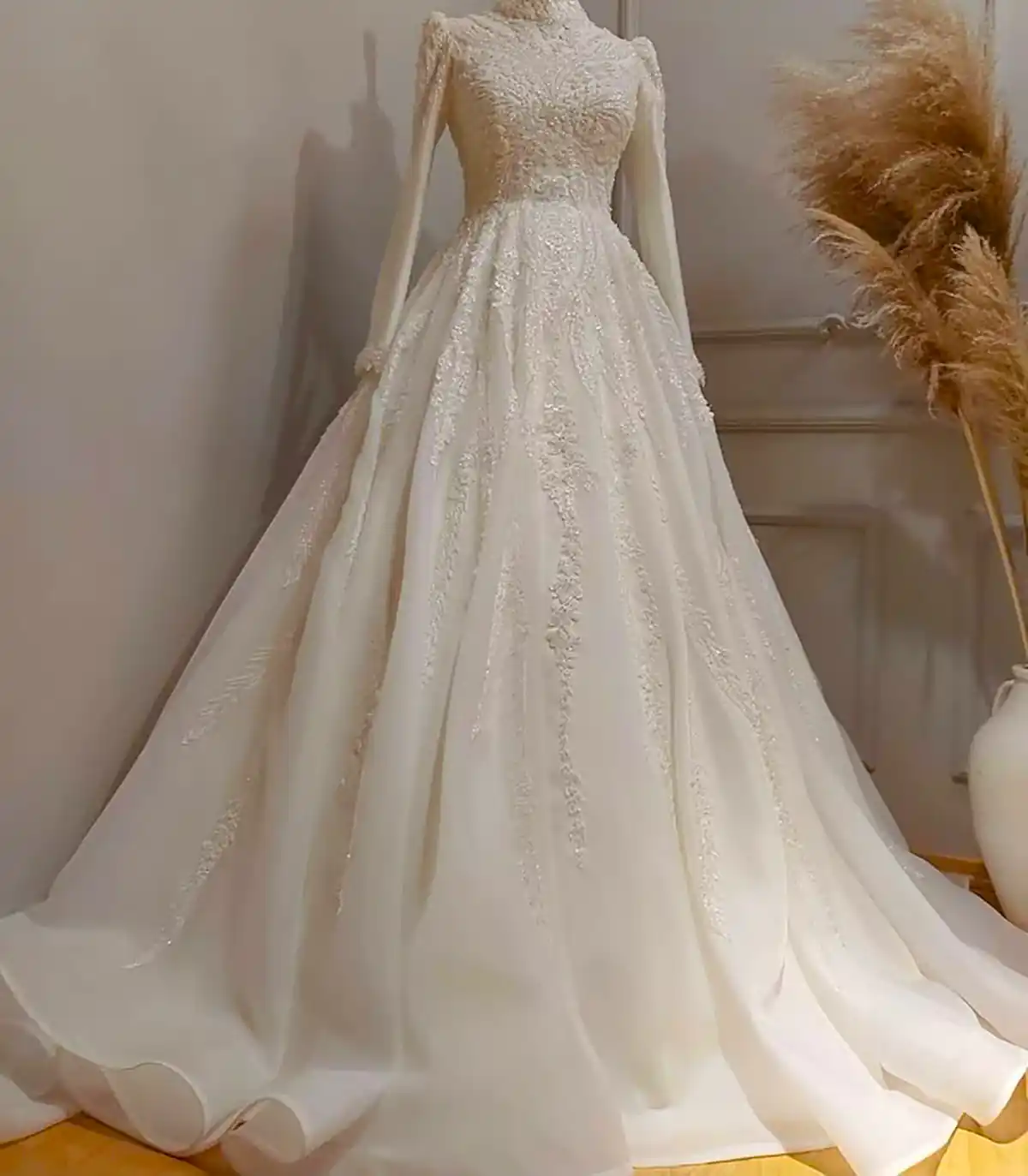 لباس عروس ساده و خاص