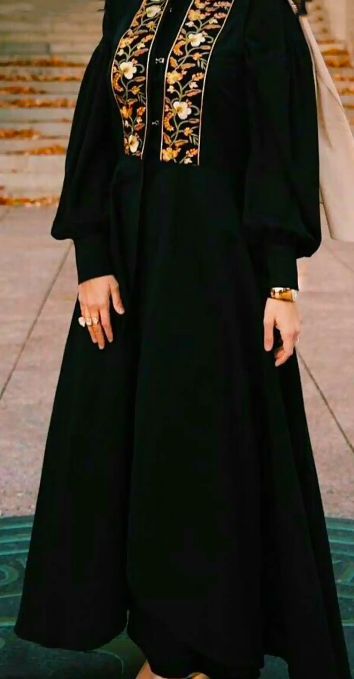 مانتو عبایی مشکی بلند