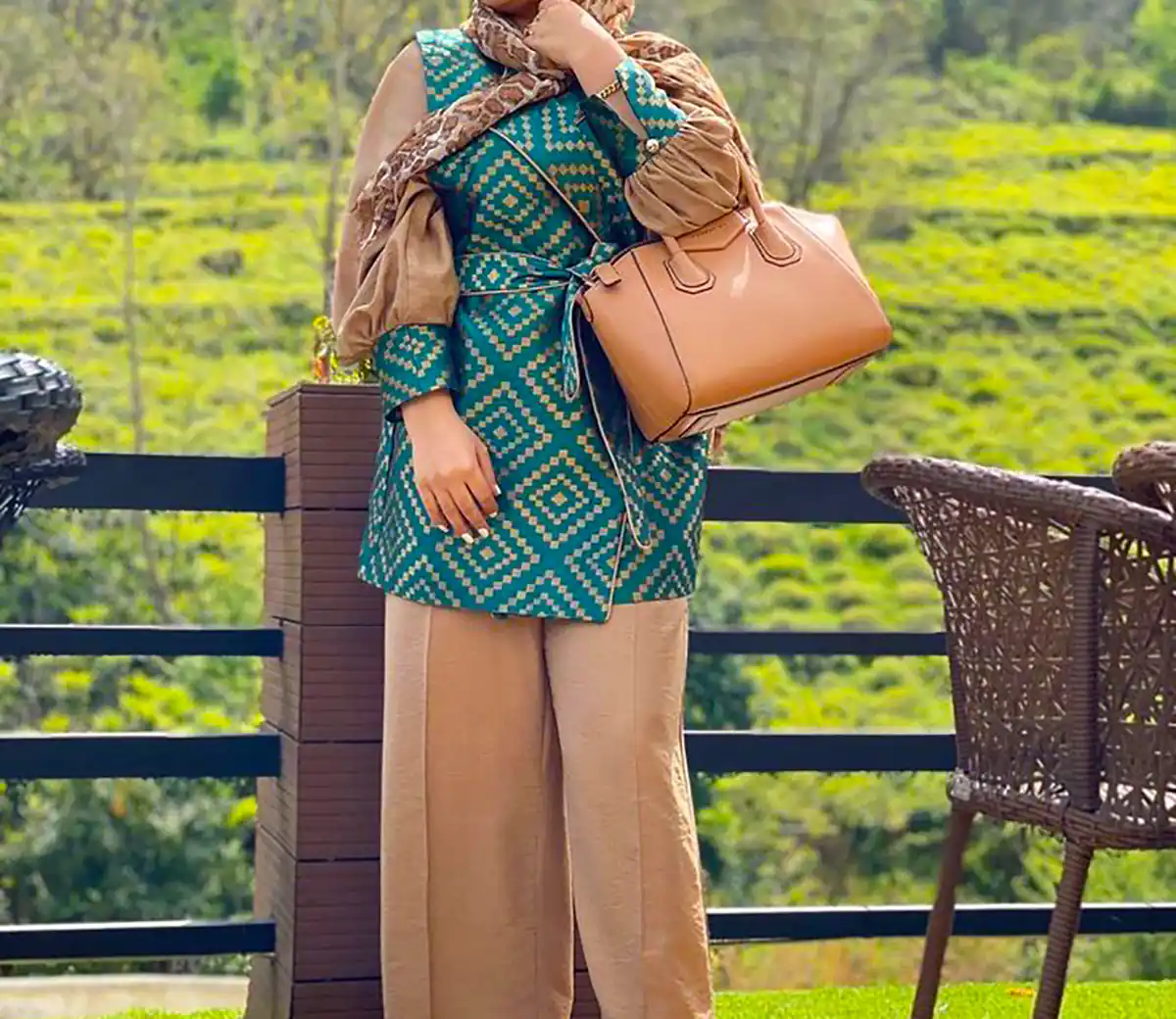 مانتو سایز بزرگ ترند زنانه