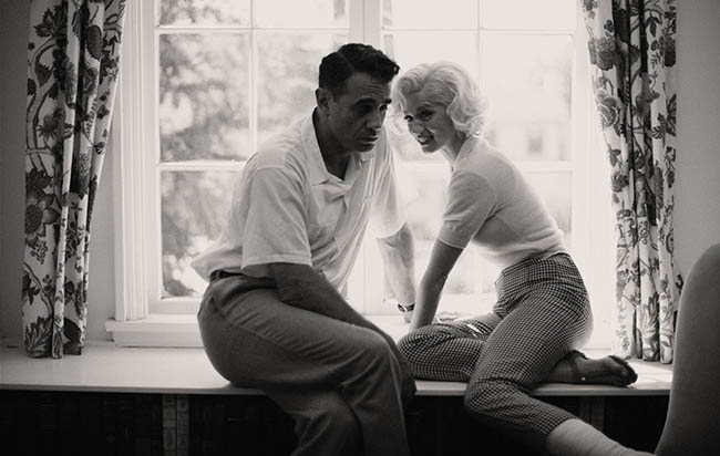 نقد فیلم بلوند (Blonde)
