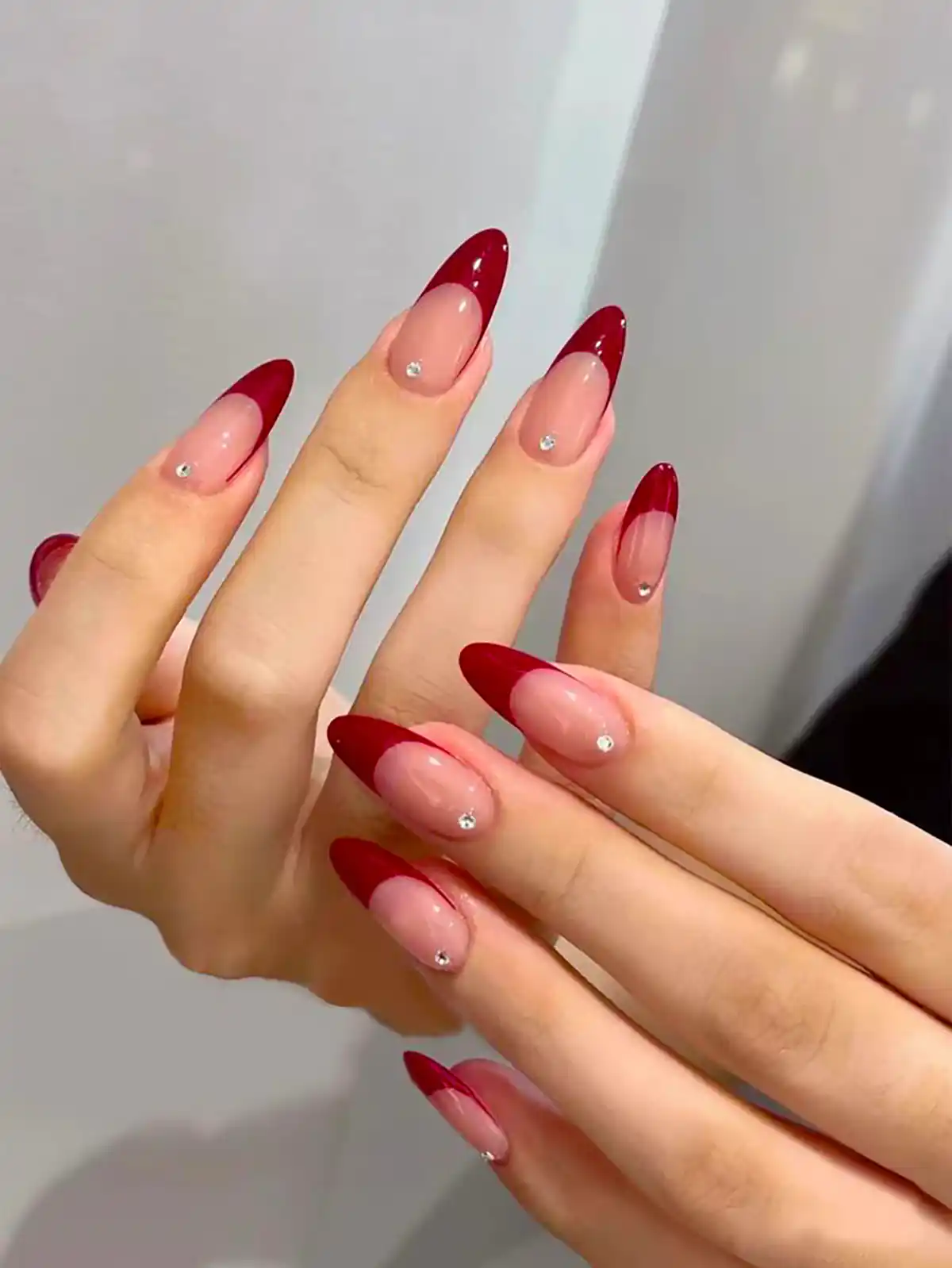 مدل ناخن فرنچ قرمز