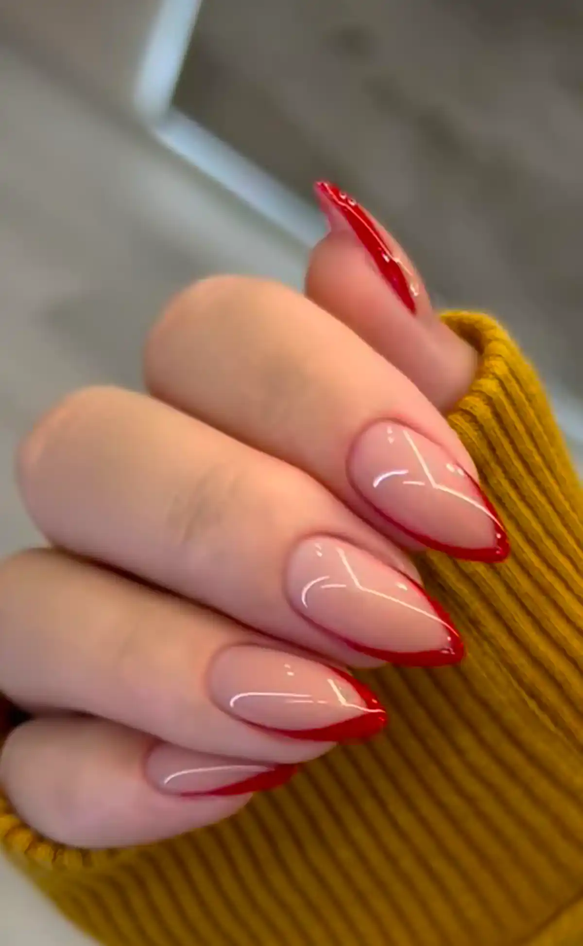 مدل ناخن فرنچ قرمز