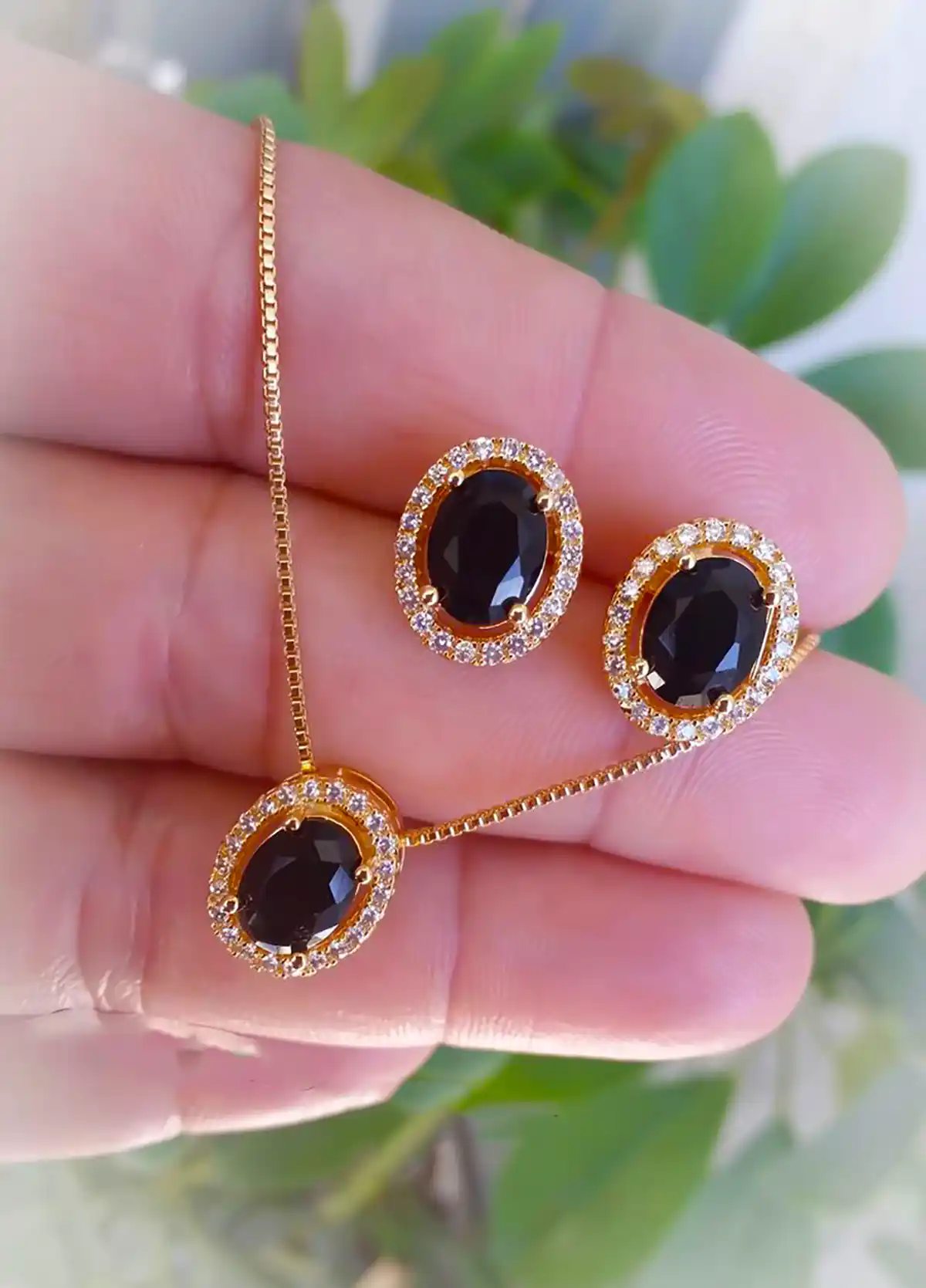 نیم ست سنگی طلا