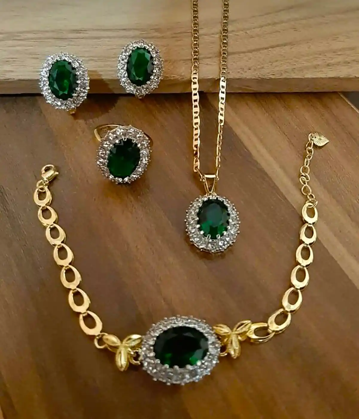 نیم ست سنگی طلا